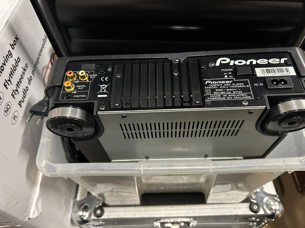 Pioneer CDJ-1000MK3 DJ player