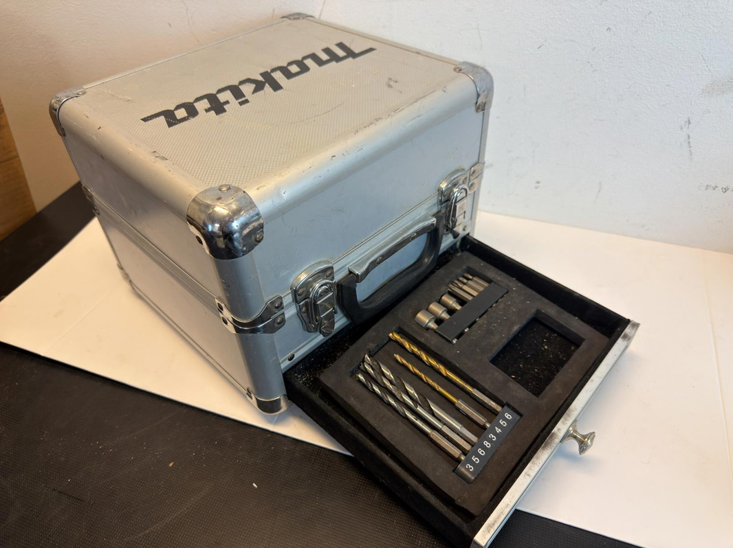 2 st Makita skruvdragare, cirkelsåg m.m.