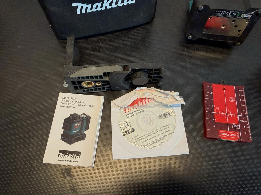 Makita Cross-Line Laser, 2021, Battery-Powered