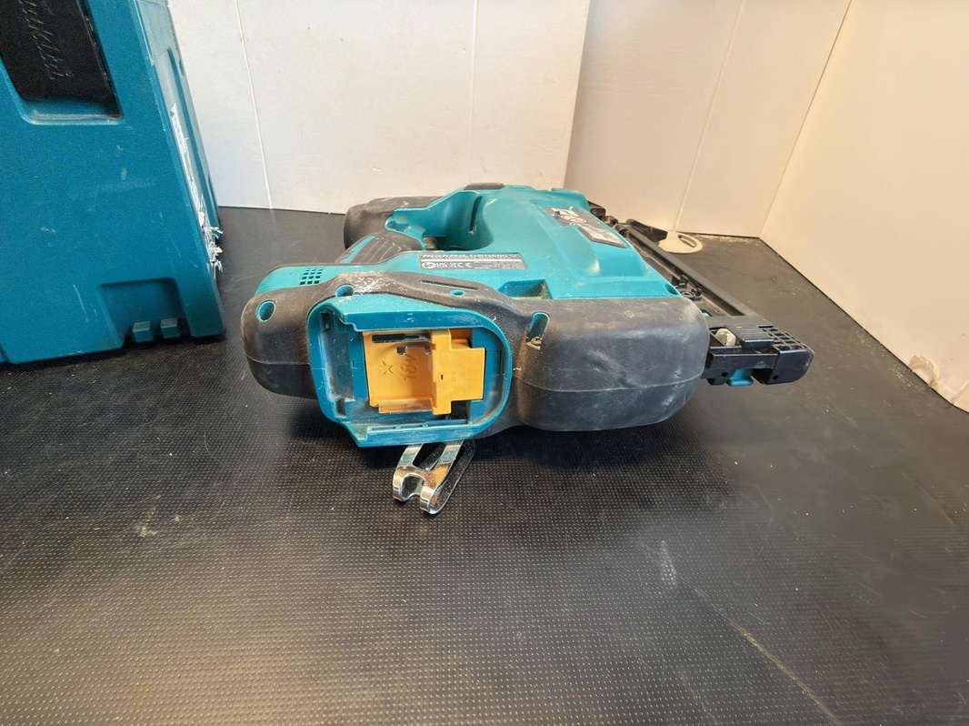 Spikpistol Makita DBN500ZJ, 18V LXT