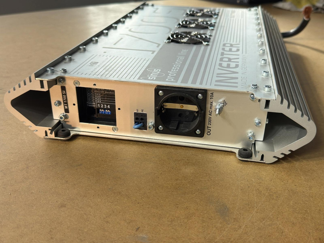 Büttner MT 1700 SI Inverter, 1700 W, 24 V