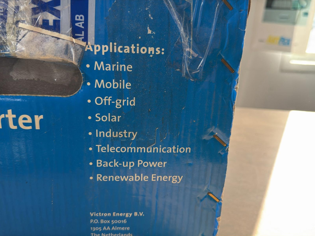 Victron Energy Phoenix Inverter 12|3000, 230 V
