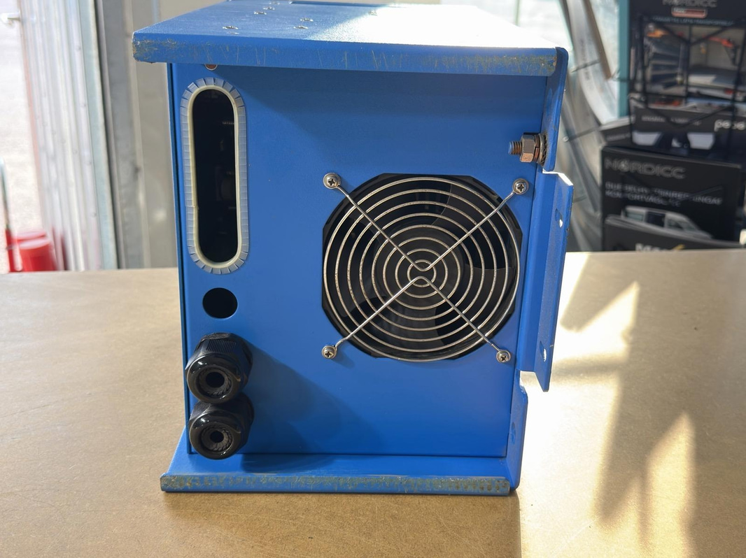 Victron Energy Phoenix Inverter 12|3000, 230 V