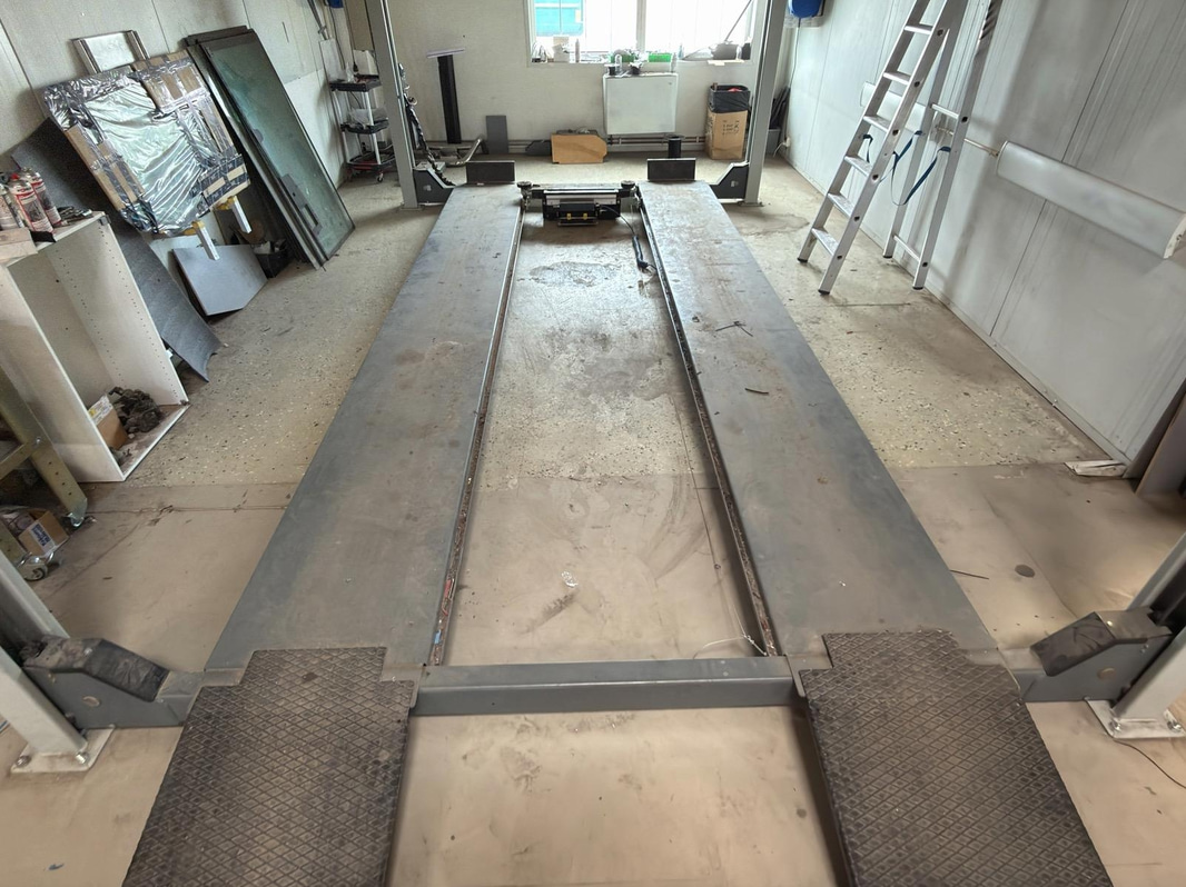 Billyft 4-pelar med frihjulslyft, OMA 526C, 5000 kg
