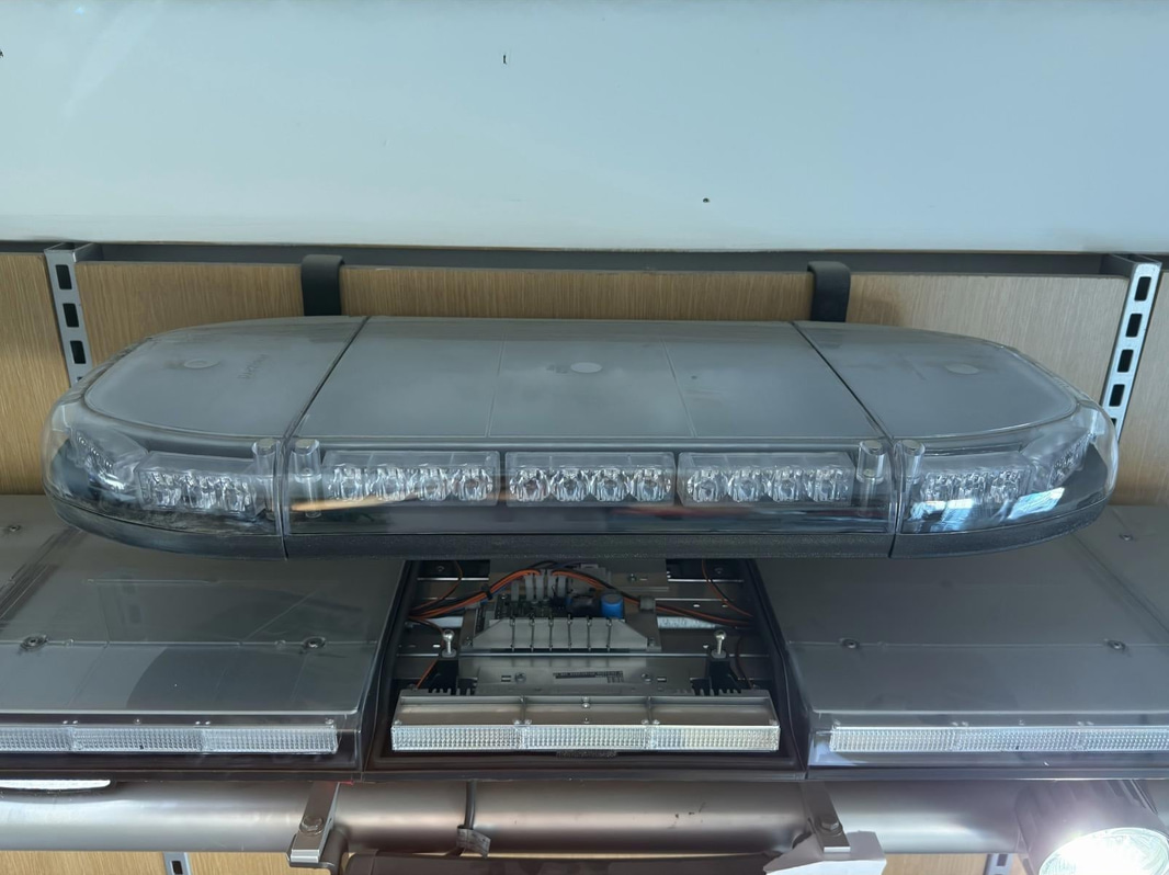 Warning light bar, Awizard