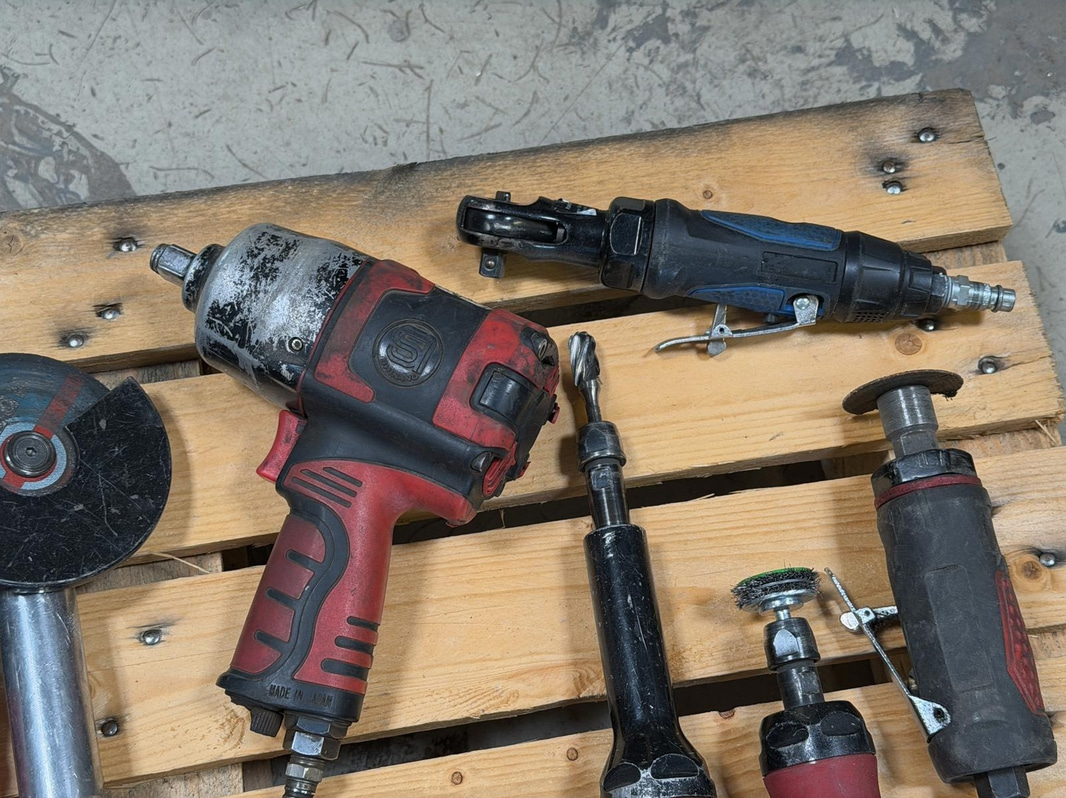 Pneumatic tools, lot of 12