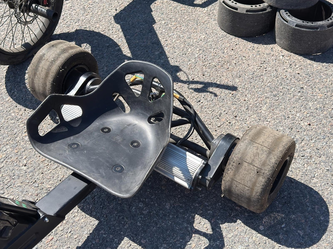 2 st trehjuliga driftcyklar, batteridrivna, FIIK Drifter