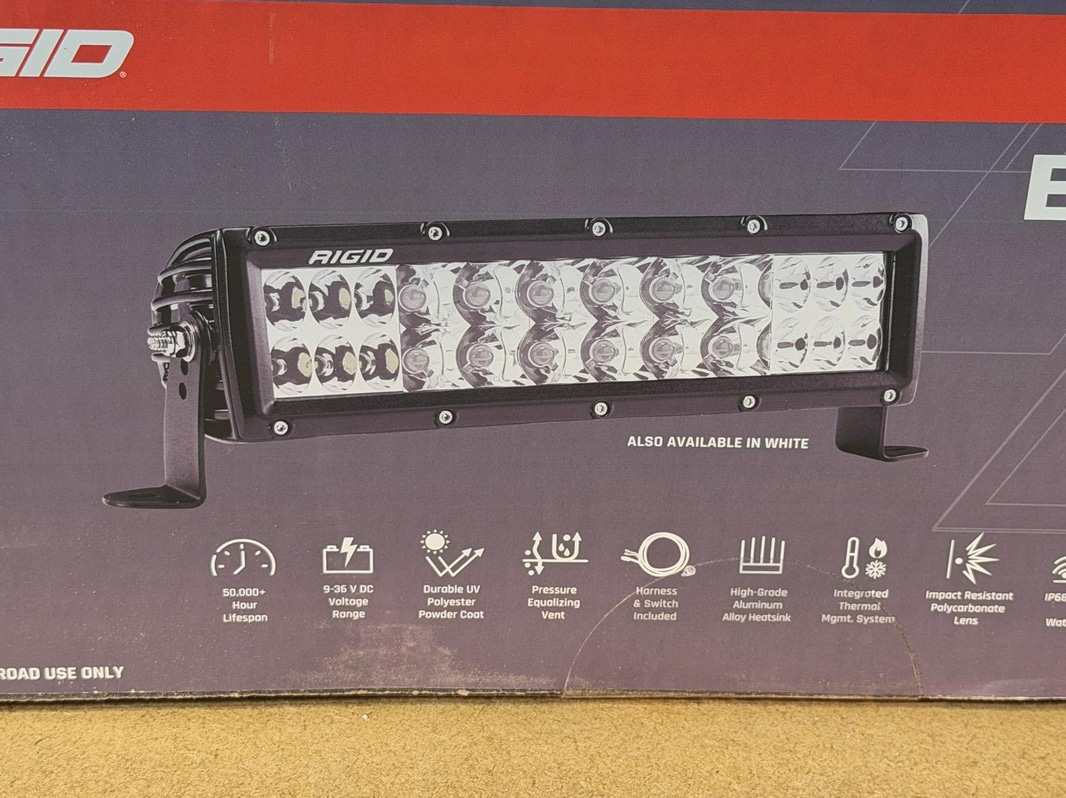 Rigid E-Series Pro light bar, 10" Spot/Drive Combo