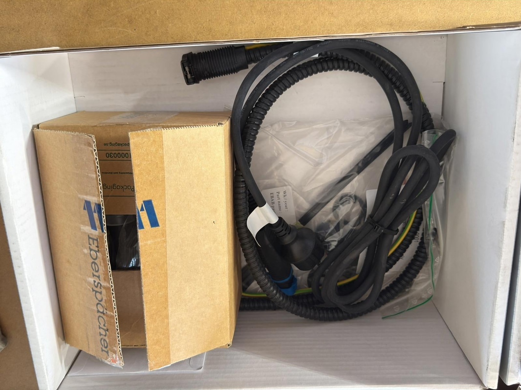 Eberspächer Plugtronic engine heater, 1850 W, 12 V