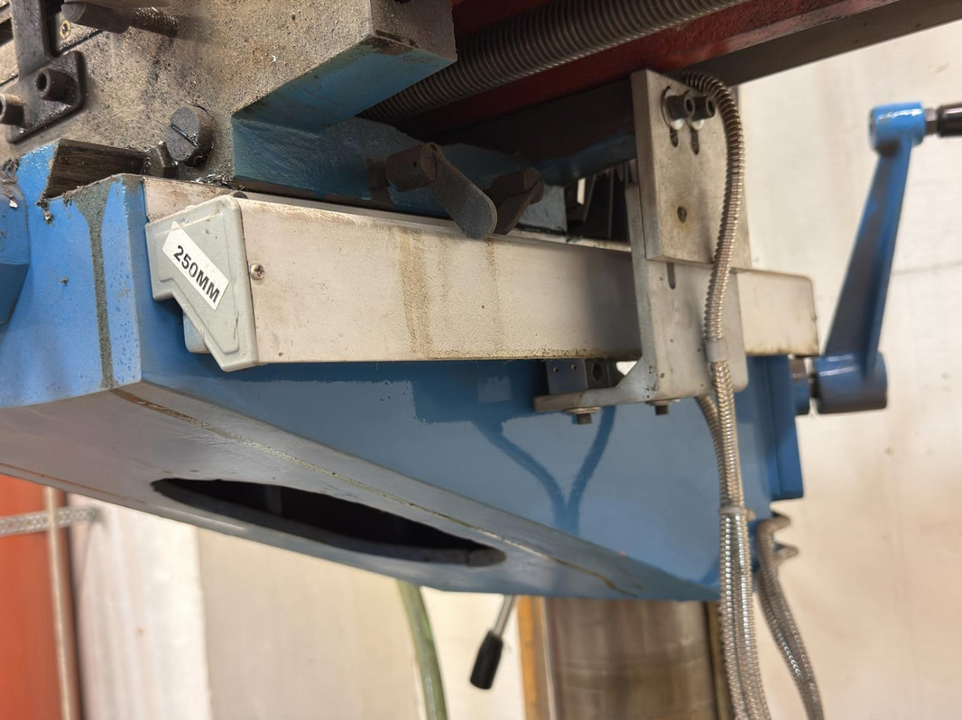 Drill press ZX40H/ D2PC with digital readout