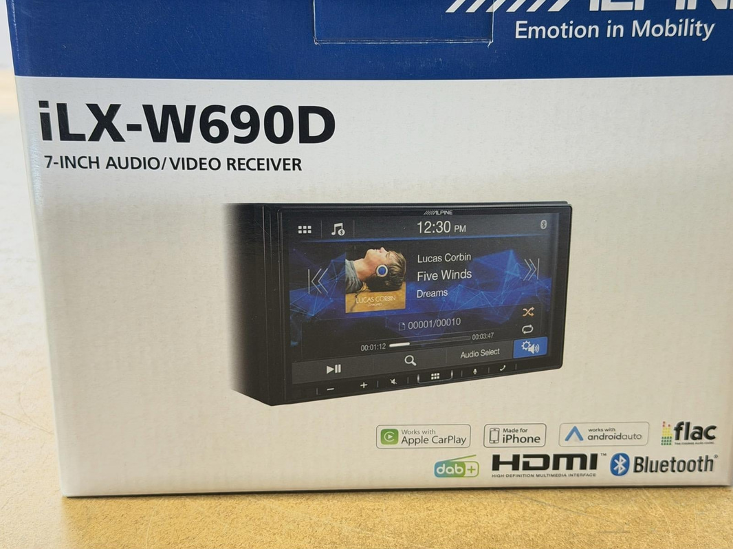 Audio/ video receiver, Alpine iLX-W690D, 7 tum