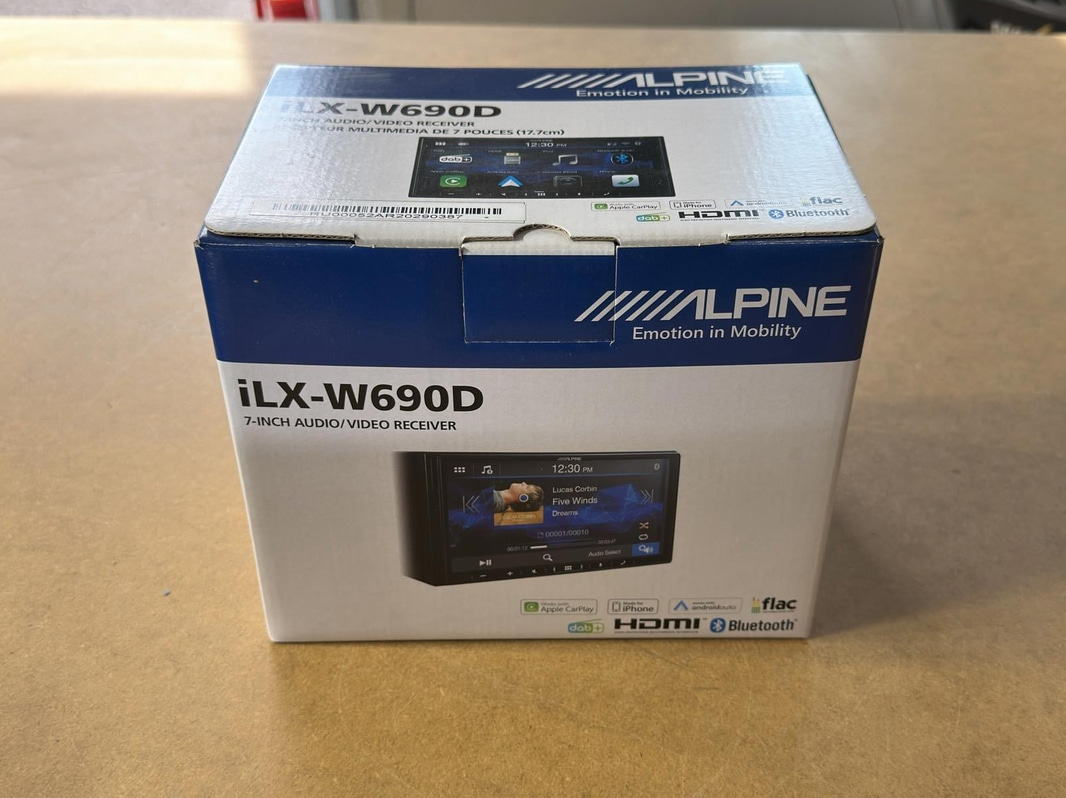 Audio/ video receiver, Alpine iLX-W690D, 7 tum