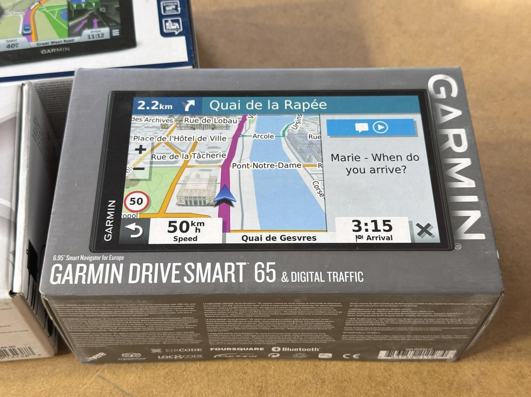 Garmin-paket - 2 st GPS samt backkamera