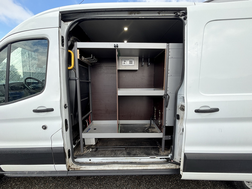 Skåpbil Ford Transit 350 2.0 EcoBlue SelectShift -2021