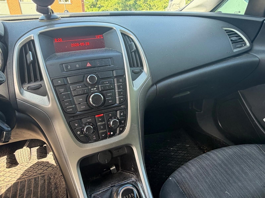 Opel Astra 1.4 Turbo -2010