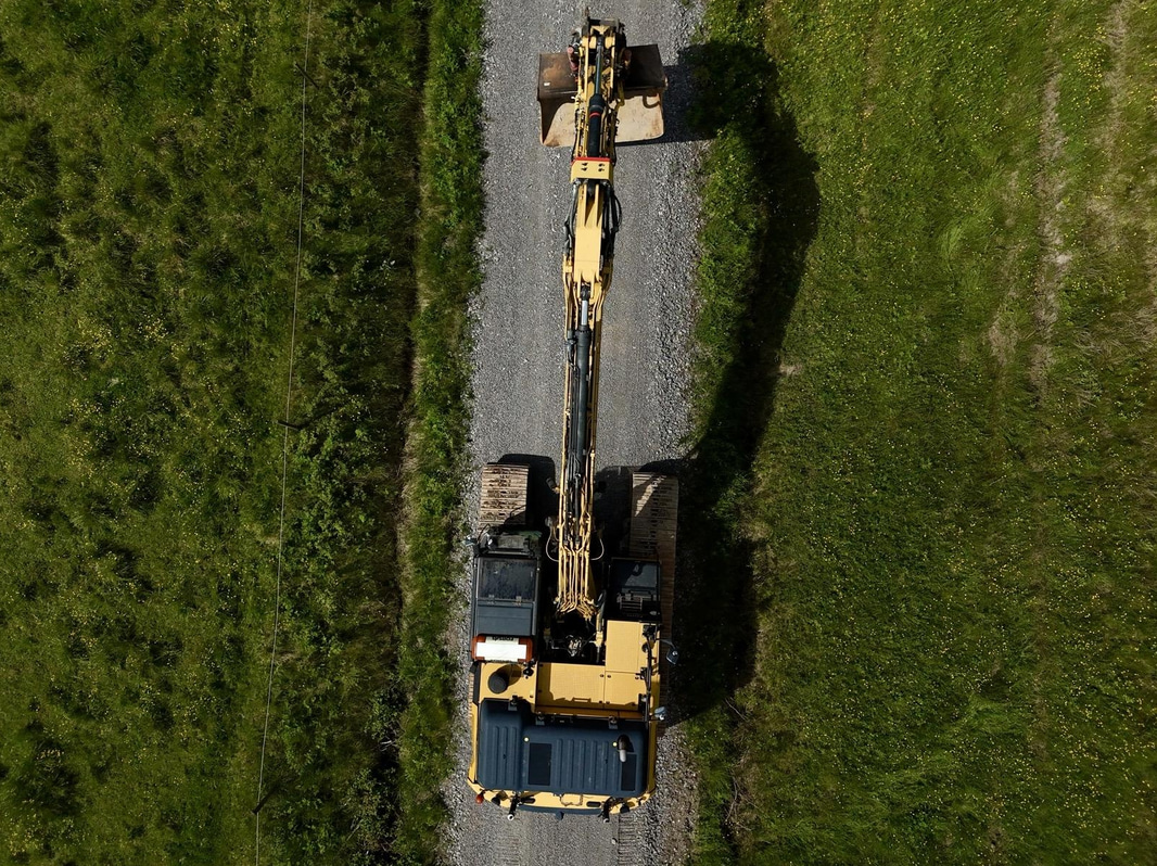Tracked excavator Cat 324EL | 4 attachments | 2012