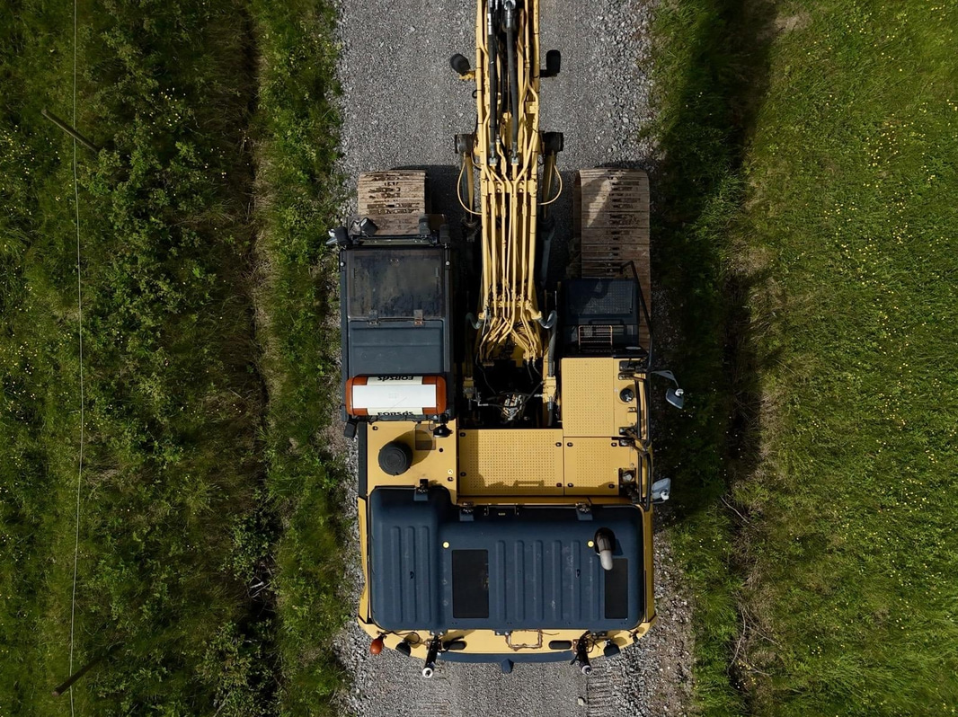 Tracked excavator Cat 324EL | 4 attachments | 2012