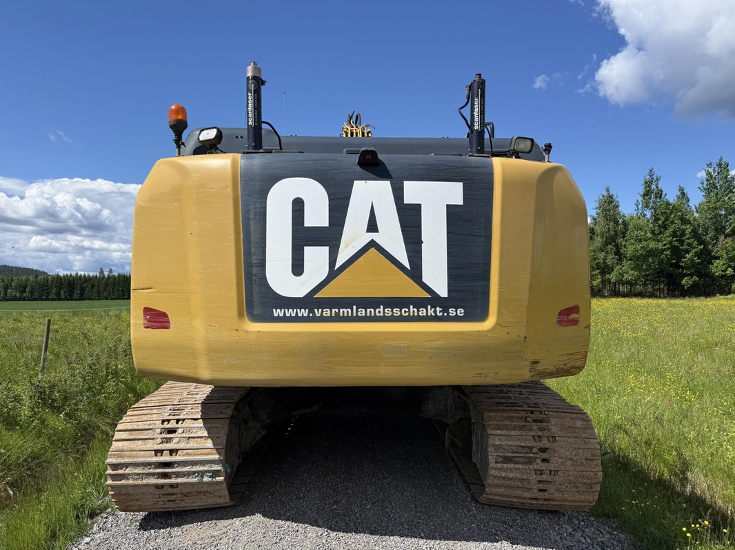 Tracked excavator Cat 324EL | 4 attachments | 2012