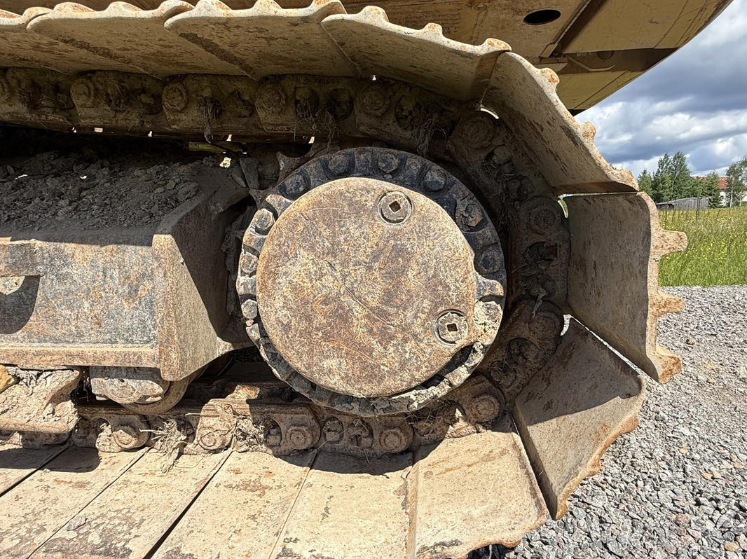Tracked excavator Cat 324EL | 4 attachments | 2012