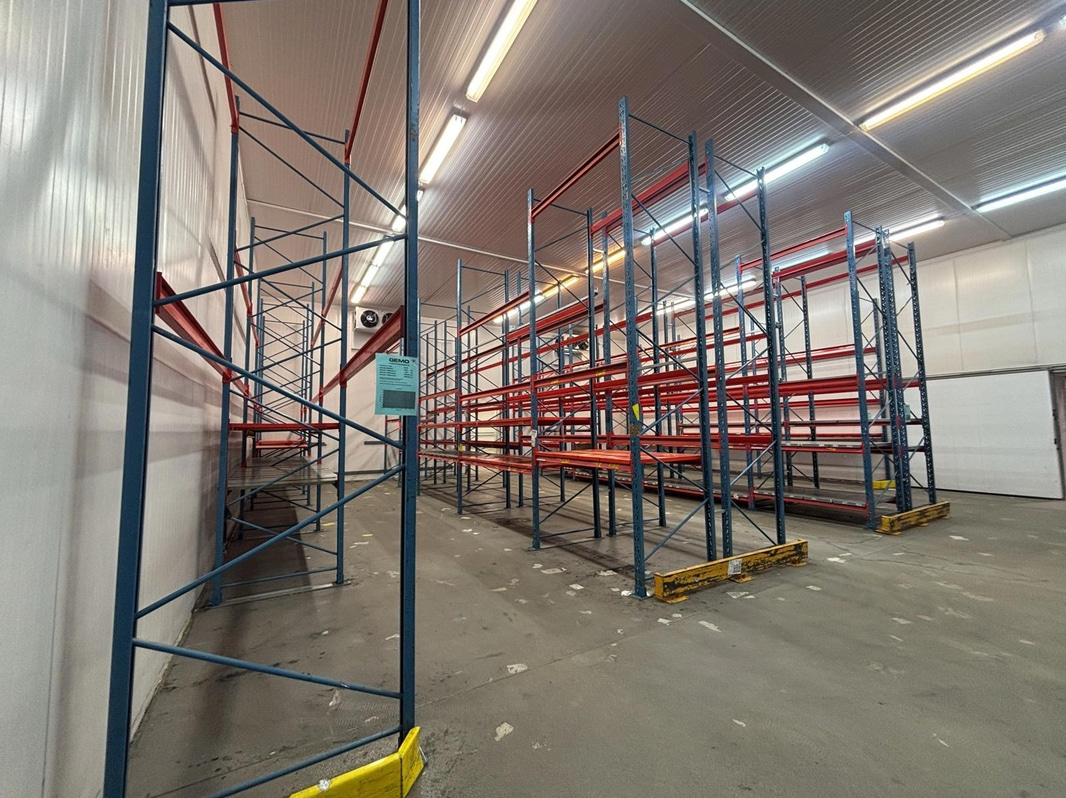 Cirka 250 meter pallställage