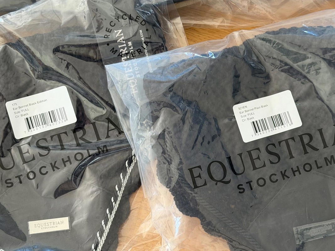 Riding accessories - 2 saddle pads and 2 ear bonnets, Equestrian Stockholm