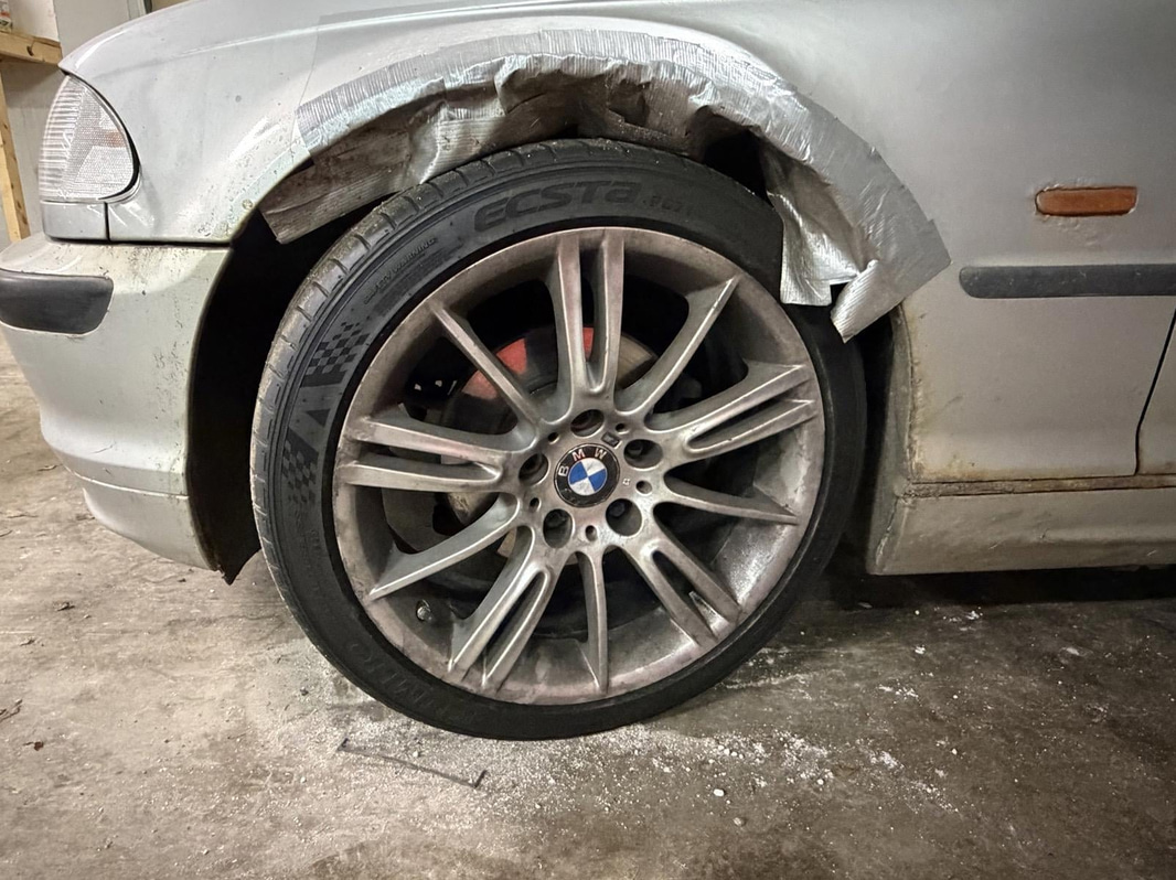 BMW 320 TOURING MJ00 -2000 | Reparations / reservdelsobjekt
