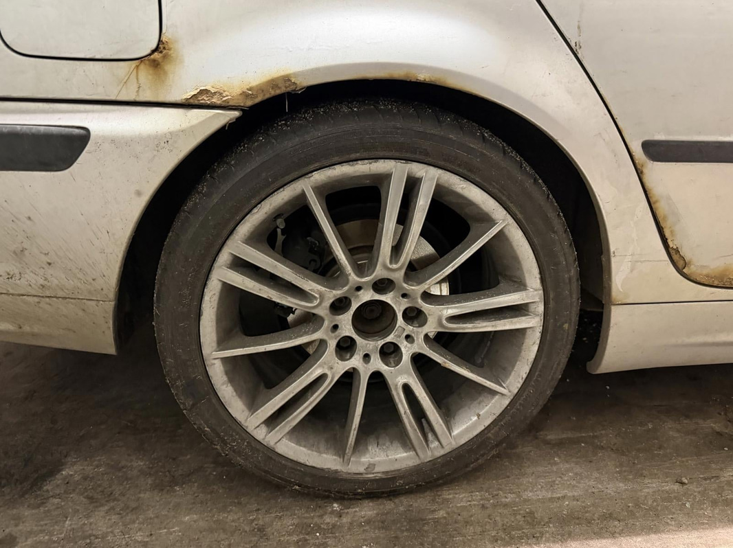 BMW 320 TOURING MJ00 -2000 | Reparations / reservdelsobjekt