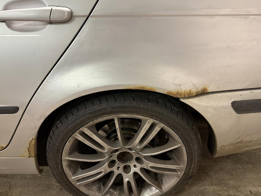BMW 320 TOURING MJ00 -2000 | Reparations / reservdelsobjekt