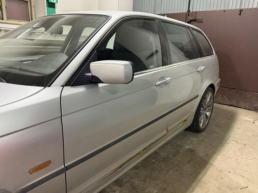BMW 320 TOURING MJ00 -2000 | Reparations / reservdelsobjekt