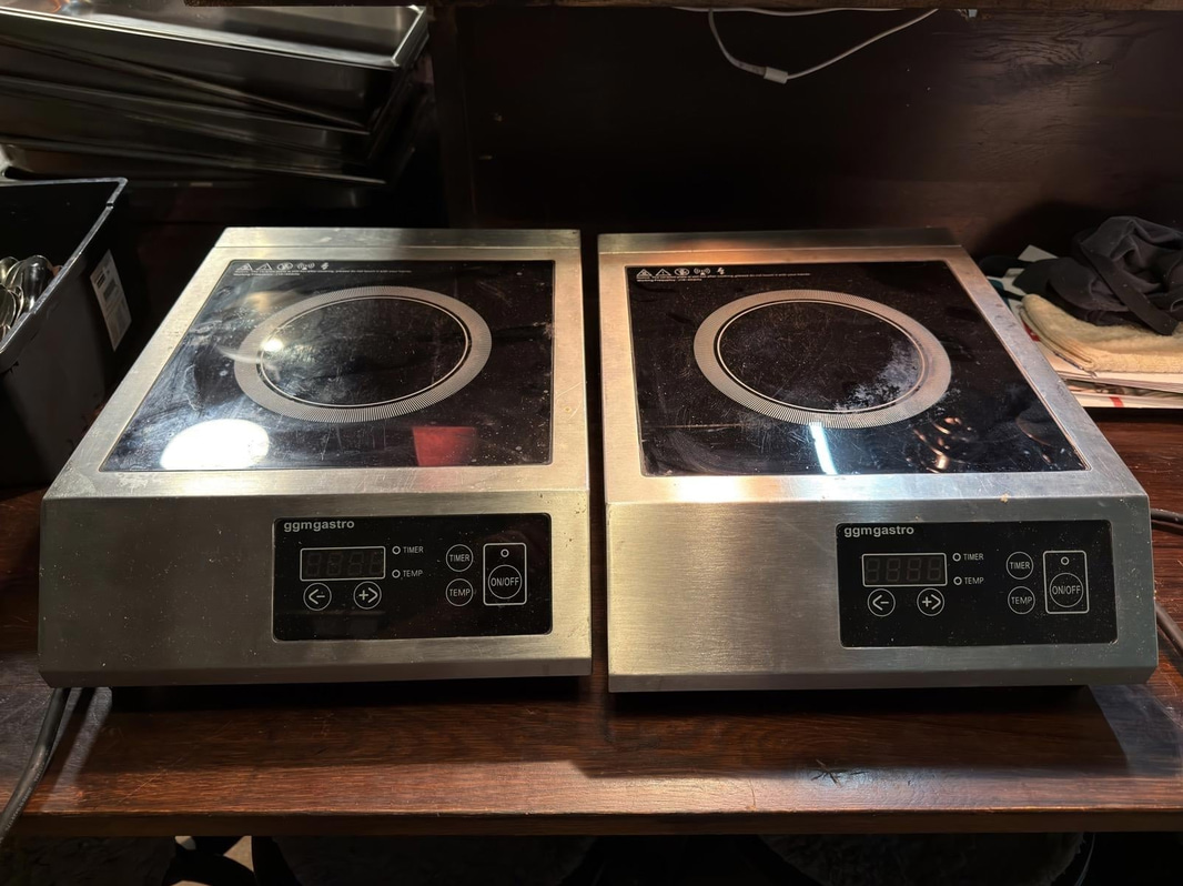 2 GGM Gastro IDS4 induction cookers, 3500 W