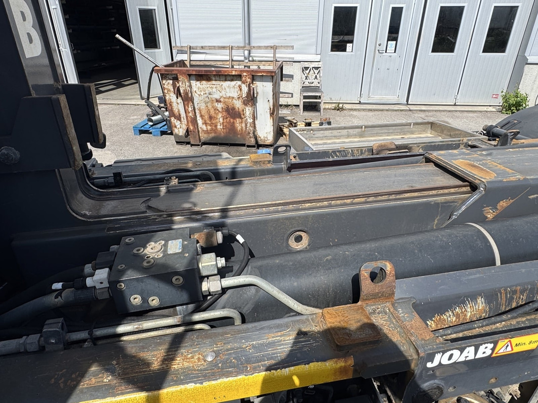 Lastväxlare Volvo FMX 410 6X2 I-Shift -2017 | JOAB 20 ton