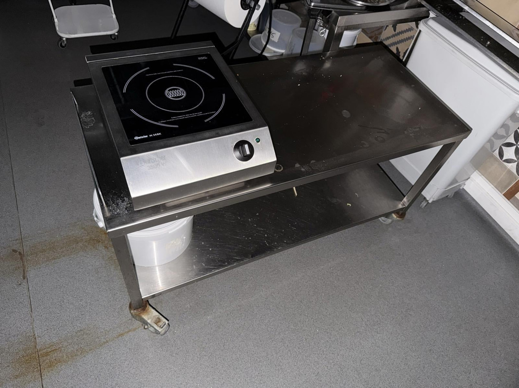 Stainless steel workbench on wheels