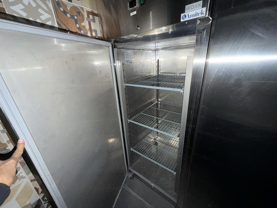 Frysskåp Amitek Cabinet AK654BT, 2018