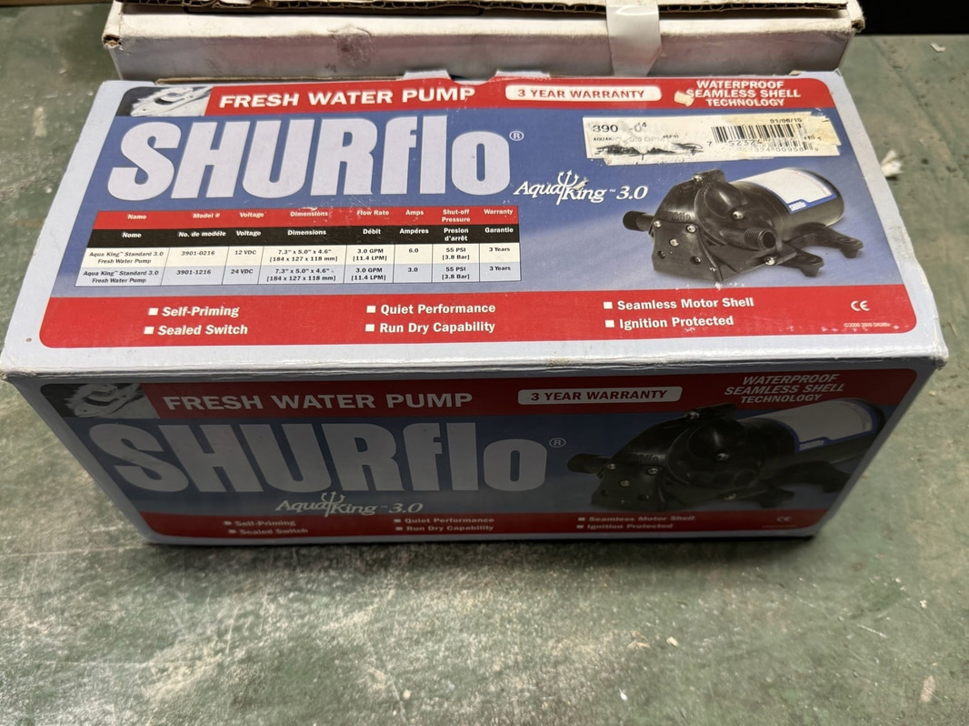 Vattenpump Shurflo Aquaking 3.0, 12V tryckvattenpump 11,3 L/min
