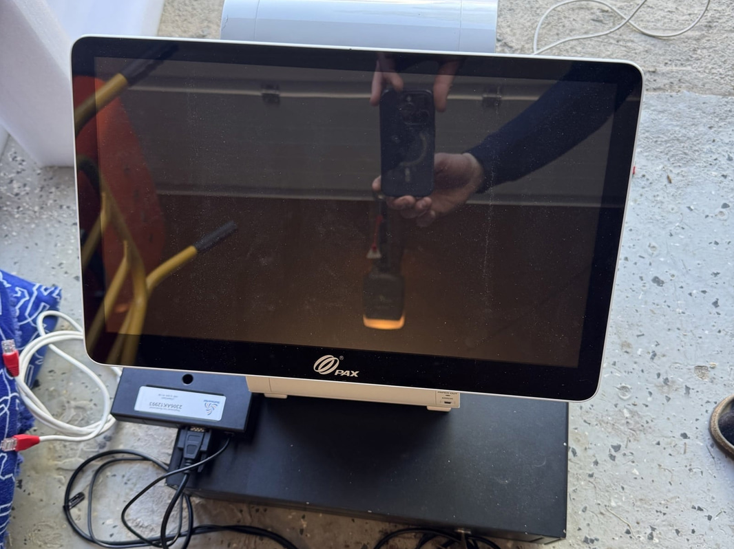 Komplett Kassasystem i Originalkartonger: 3 st PAX E800, Kassalådor, Bongskrivare & Handkassa
