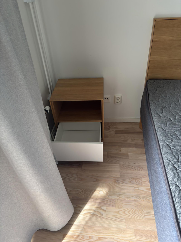 Contents of a fully furnished three-room apartment - see all images for full contents