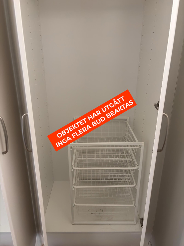 Inventarier till fullt möblerad enrummare - se alla bilder för komplett innehåll