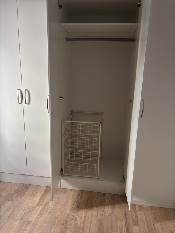 Contents of a fully furnished four-room apartment - see all images for the complete contents