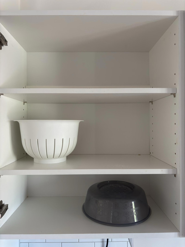 Contents of a fully furnished four-room apartment - see all images for full contents