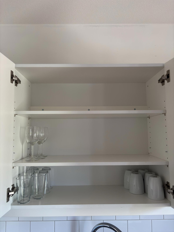 Contents of a fully furnished four-room apartment - see all images for full contents