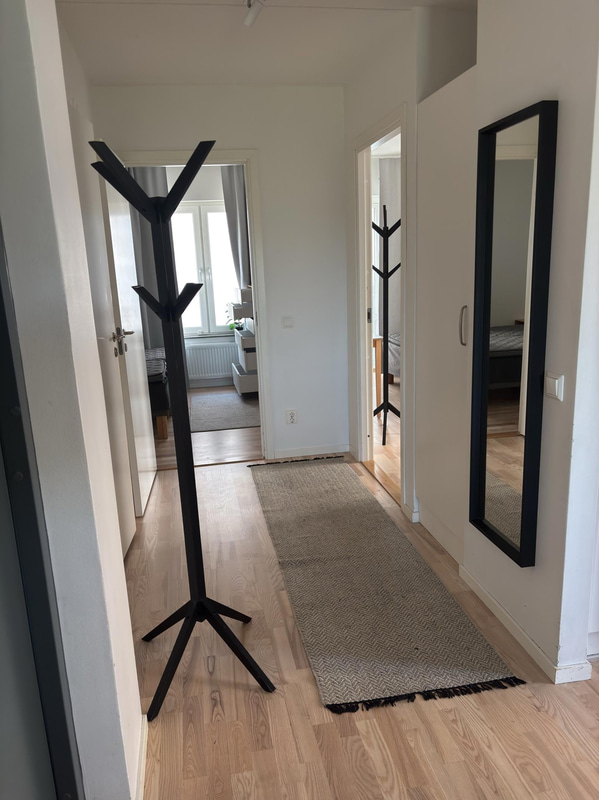 Contents of a fully furnished four-room apartment - see all images for full contents