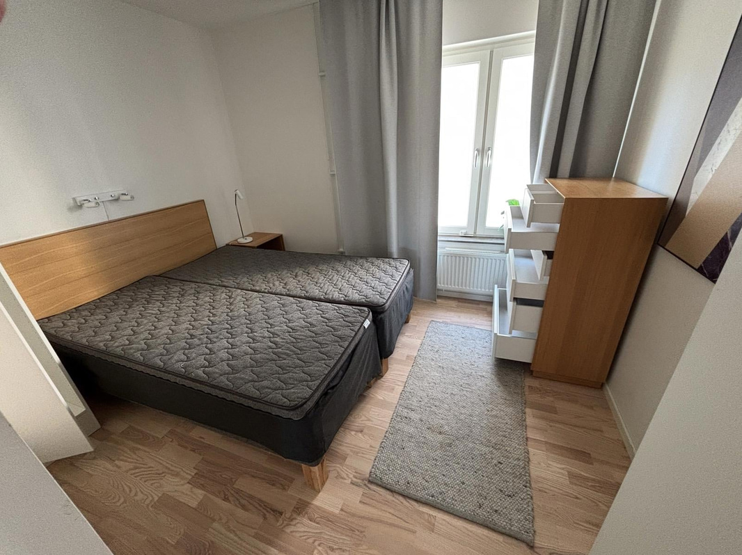 Contents of a fully furnished four-room apartment - see all images for full contents