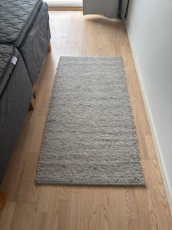 Contents of a fully furnished three-room apartment - see all photos for complete contents