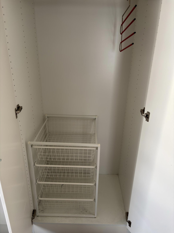 Contents of a fully furnished four-room apartment - see all images for full contents
