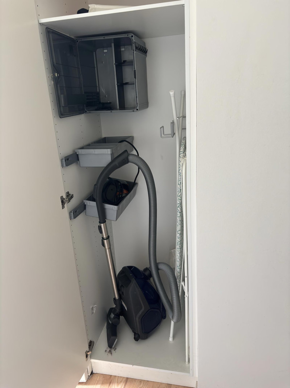 Contents of a fully furnished four-room apartment - see all images for full contents