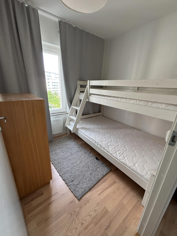 Contents of a fully furnished four-room apartment - see all images for full contents