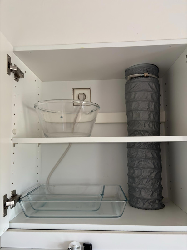 Contents of a fully furnished three-room apartment - see all photos for the full contents