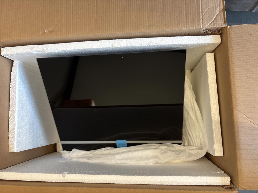 Köksfläkt Smeg Väggmonterad 60 cm, Svart, Universal KV26N