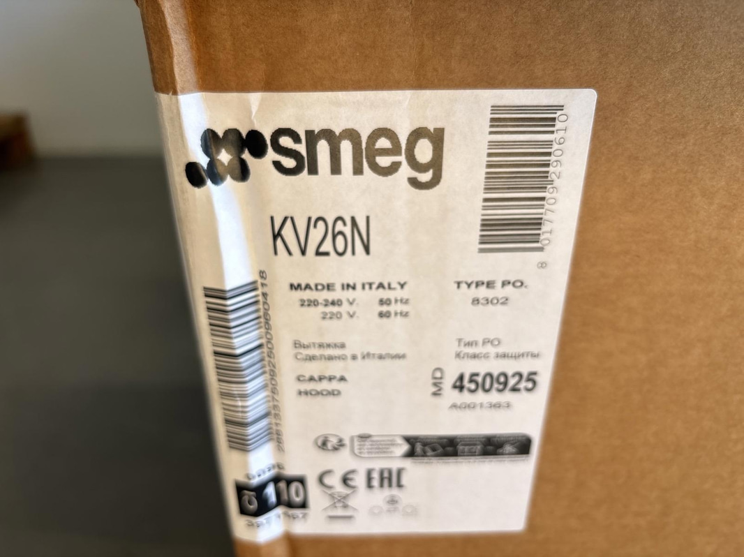 Köksfläkt Smeg Väggmonterad 60 cm, Svart, Universal KV26N