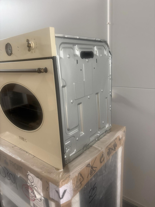 Smeg convection oven 60 cm Cream SFP805PO